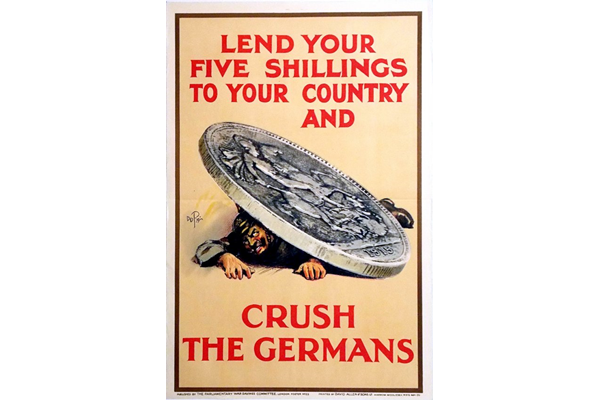 First World war propaganda poster 'Lend your five shillings to your country' published by the Parliamentary War Savings Committee in 1915. - 1996.100.92 ©McLean Museum and Art Gallery, Greenock.