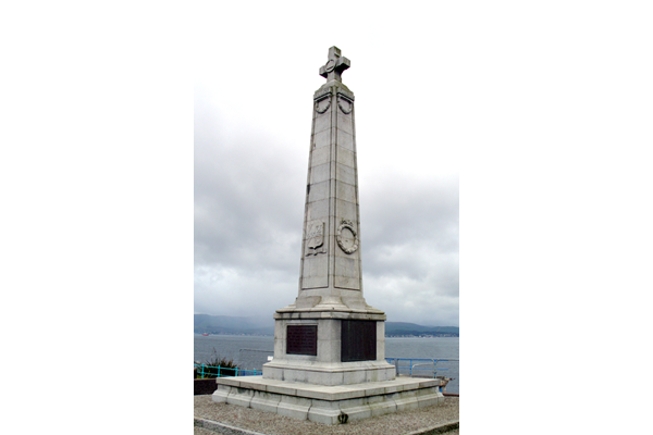 This memorial is located at Albert Road, Gourock.