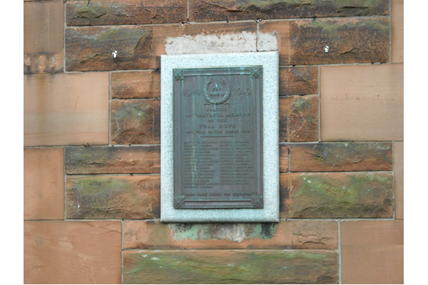 The memorial, known locally as 'The Toll Boys Memorial' is in the form of a wall plaque located at No. 5 Robert Street, Port Glasgow.