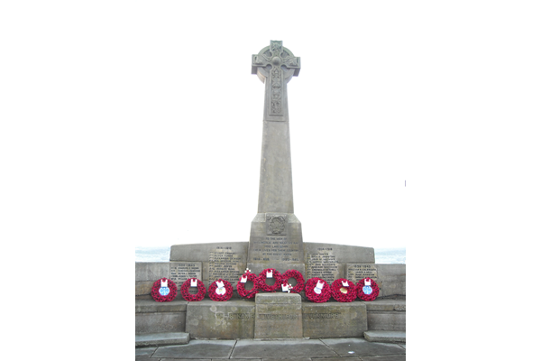 This memorial is located at the Pierhead, Wemyss Bay.