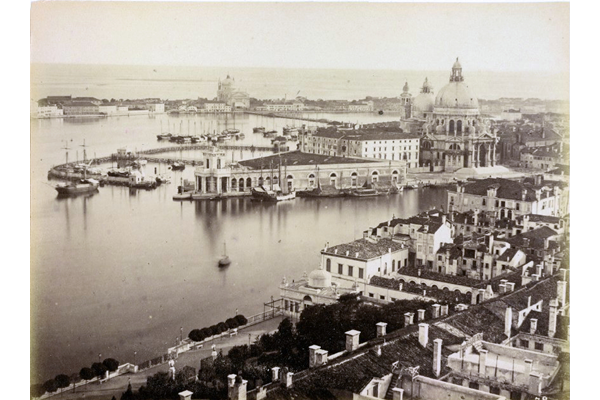 View of Palazzo Dario and the Giudecca, Venice by Carlo Naya (1816-1882) - Albumen print on paper - 13.5 x 17.7 cm - 2017.134.1 - 