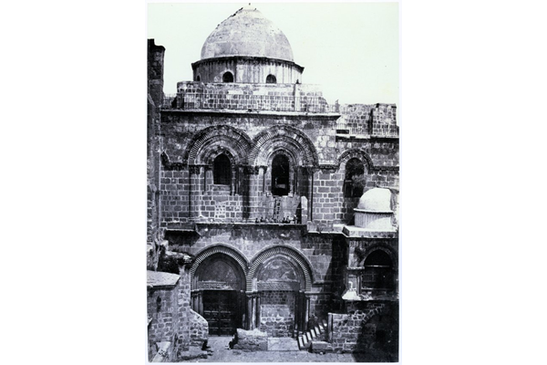 Entrance of the Church of the Holy Sepulchre, Jerusalem by Francis Frith (1822-1898) - Albumen print on paper - 23.2 x 16.3 cm - 1857 - 2017.140.8 - © McLean Museum and Art Gallery, Greenock