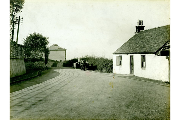 Horse and cart on the roadway near the top of Clune Brae, Port Glasgow. - 2009.98.23 - © McLean Museum and Art Gallery, Greenock